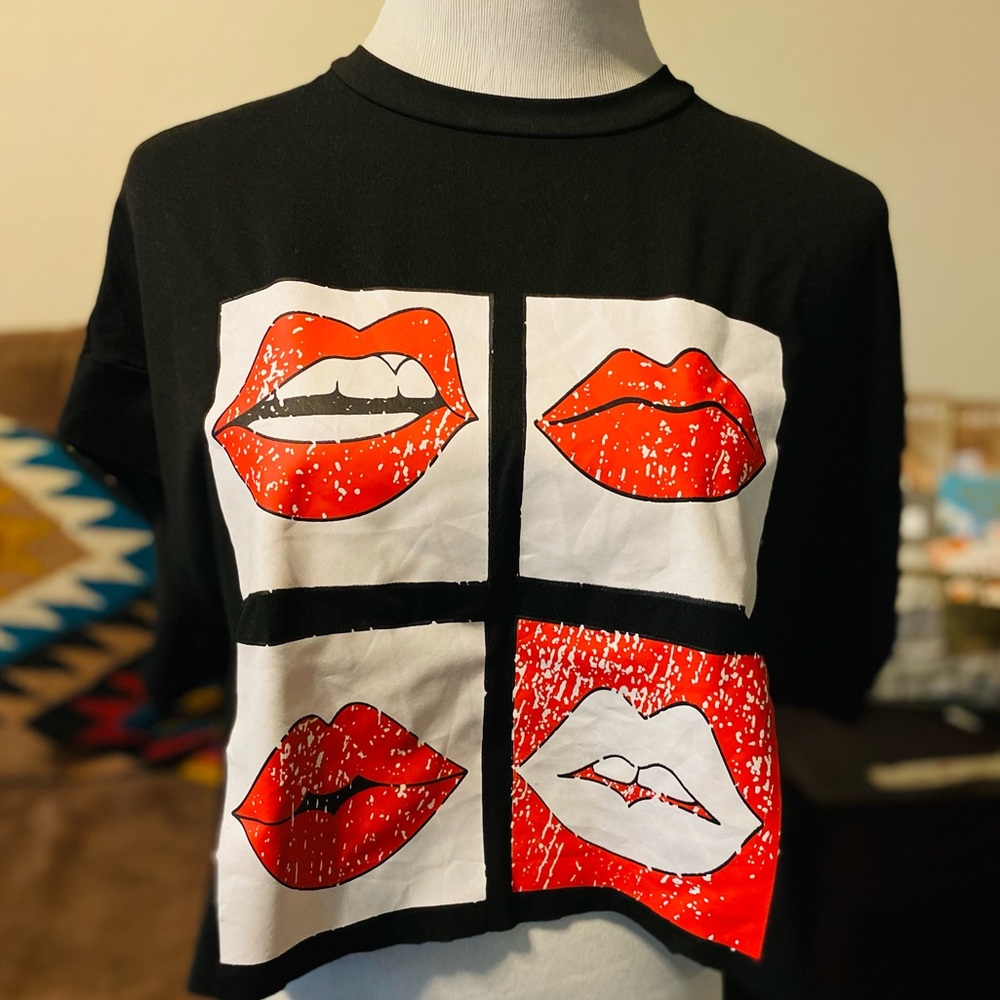 Shein Lips Rocker Crop Top